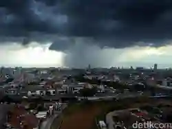 Perbedaan Antara Bencana Hidrometeorologi Basah dan Kering
